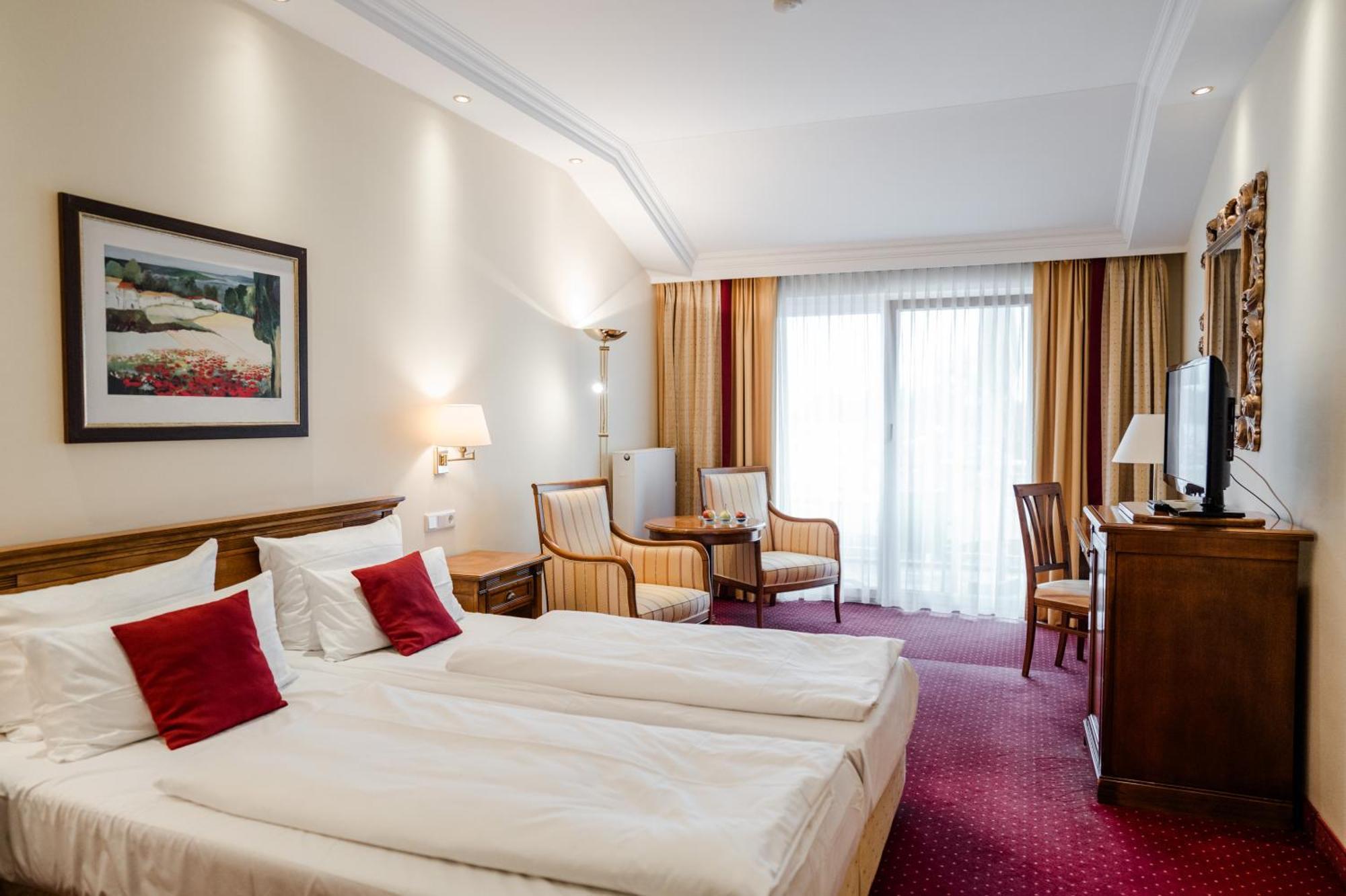 Hotel Antoniushof Ruhstorf an der Rott Eksteriør billede