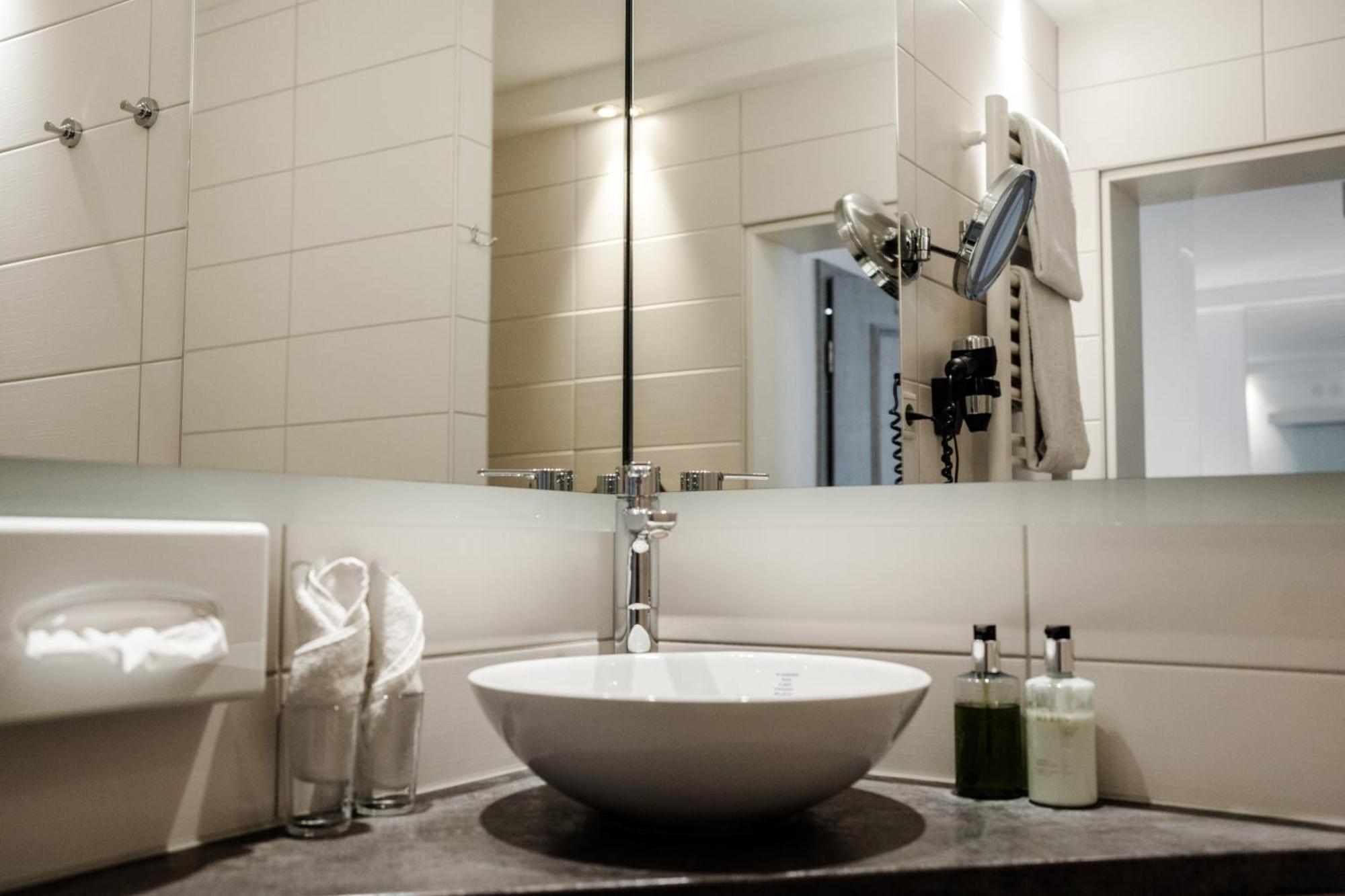 Hotel Antoniushof Ruhstorf an der Rott Værelse billede