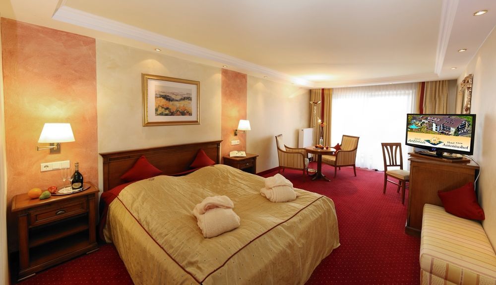 Hotel Antoniushof Ruhstorf an der Rott Eksteriør billede